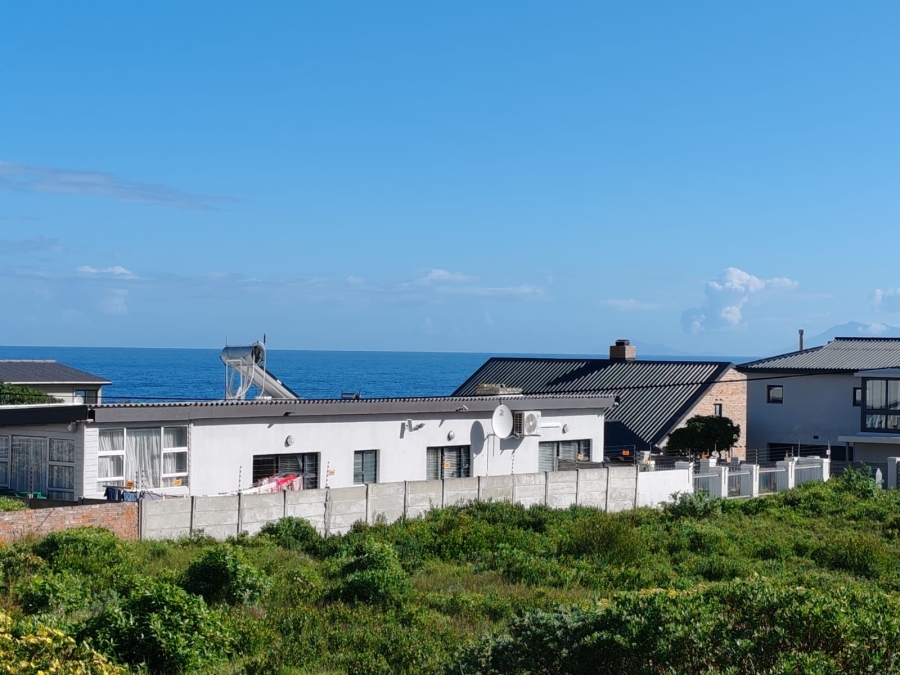 3 Bedroom Property for Sale in De Kelders Western Cape
